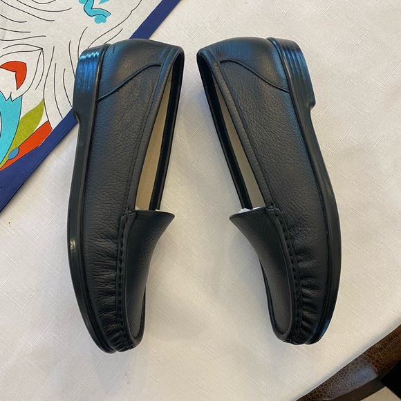 COPY - New SAS black loafers/ flats - Picture 4 of 7